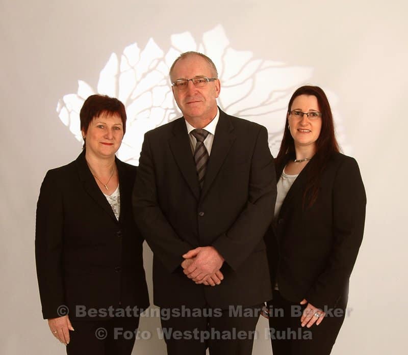 bestattungshaus martin becker team 4